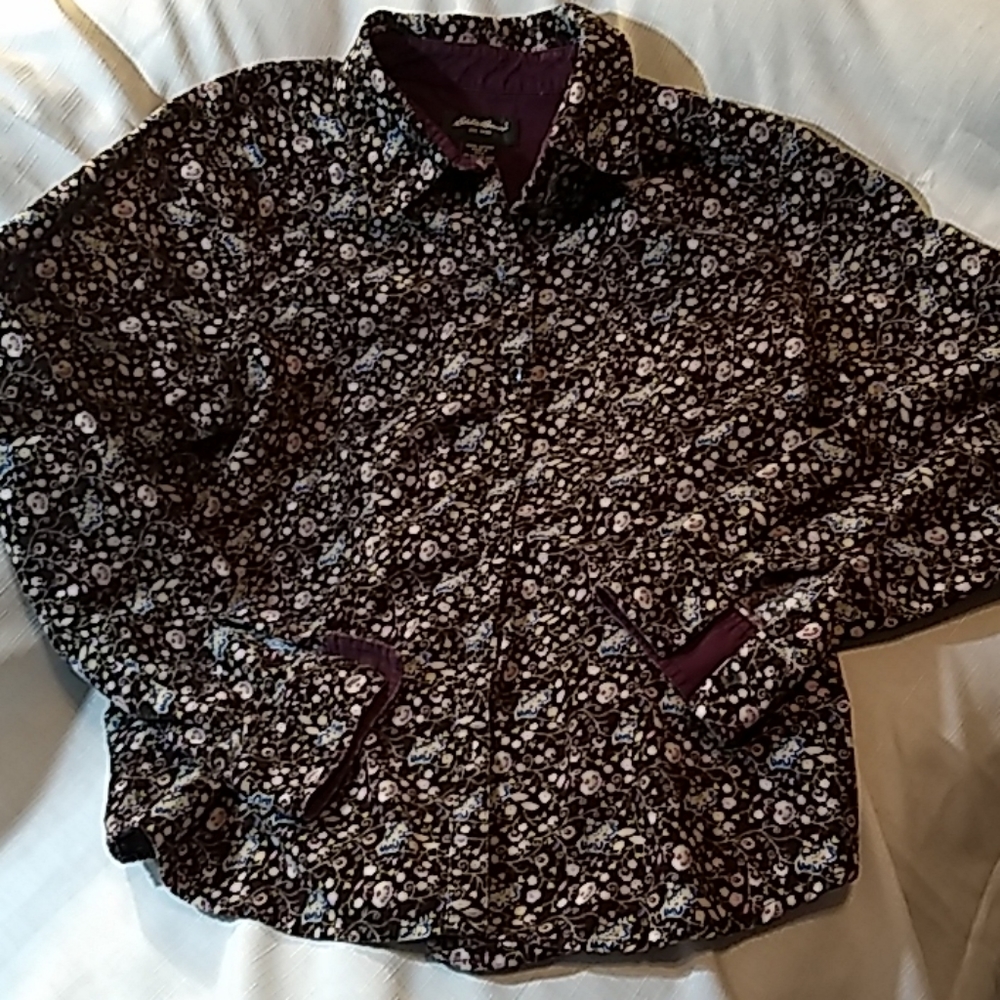 Eddie Bauer Medium Corduroy Button Up